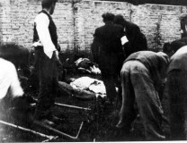 Pogrzeb 60 ofiar egzekucji w limanowskim getcie.
Fot. arch. Yad Vashem.
