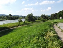 Łąka nad Dunajcem - tutaj dokonano selekcji podczas likwidacji getta w 1942 r. Stan z 2016 r. Fot. ŁP